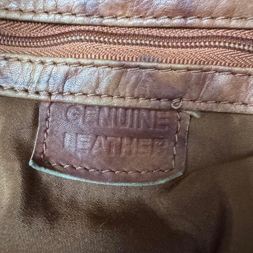 Vintage 90's brown patina leather hobo purse Worn-in Distressed Fest Boho Hippie